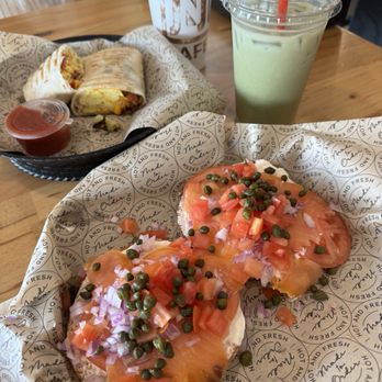 Juice 'N Java Cafe - Spring Bagel with salmon - Breakfast & Brunch Near Me - Cocoa Beach, Florida Juice 'N Java Cafe - Spring Bagel with salmon - Breakfast & Brunch Near Me - Cocoa Beach, Florida