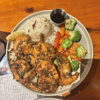 Lulu's Waikiki - Garlic Shrimp Plate - Burgers Near Me - Honolulu, Hawaii Lulu's Waikiki - Garlic Shrimp Plate - Burgers Near Me - Honolulu, Hawaii