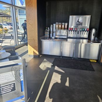 Chipotle Mexican Grill - Drinks area - Mexican Near Me - Mission Hills, California