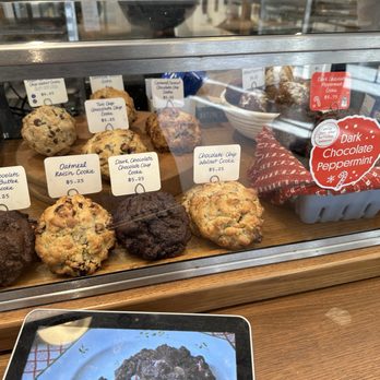 Levain Bakery - Georgetown, D.C - Cookies - Bakeries Near Me - Washington, DC, District of Columbia