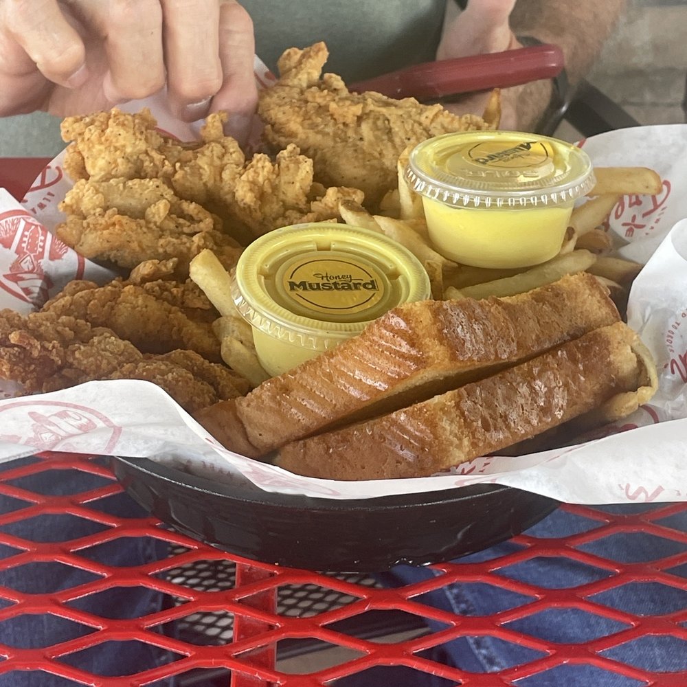 Slim Chickens - 5 Tender Meal - Chicken Wings Near Me - Sparks, Nevada Slim Chickens - 5 Tender Meal - Chicken Wings Near Me - Sparks, Nevada