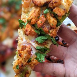Chicken Tikka Pizza