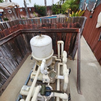 Orange County Pool Services - Before - Pool Cleaners Near Me - Anaheim, California