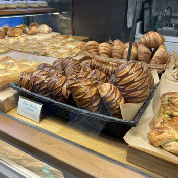 Angelina Bakery - Bakeries Near Me - New York, New York