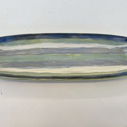 The top changed colors after they reglazed and now doesn't match the sides and bottom of my piece!