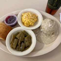 Linda's Place - Chicken & dressing Lunch Special