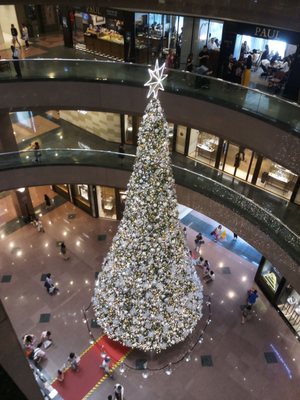 Ngee Ann City by null