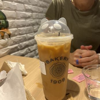 Bakery 1908 - Iced Americano - Bakeries Near Me - Orlando, Florida