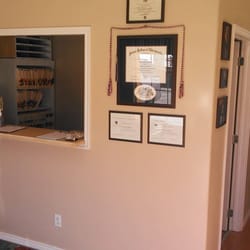 SiMPly Chiropractic - SiMPly chiropractic 2113 north main St suite 4, Cedar city chiropractor waiting room