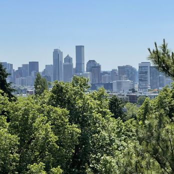 Volunteer Park - Parks Near Me - Seattle, Washington