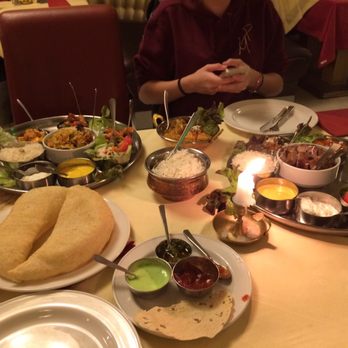 Anand - 2 Ein-Mann-Menus mit 5 verschiedenen Gerichten.. - Indian Near Me - Berlin, BE