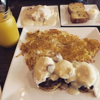 The Scratch Room - Country Benedict customized with English muffin instead, yum!! - Breakfast & Brunch Near Me - Anaheim, California