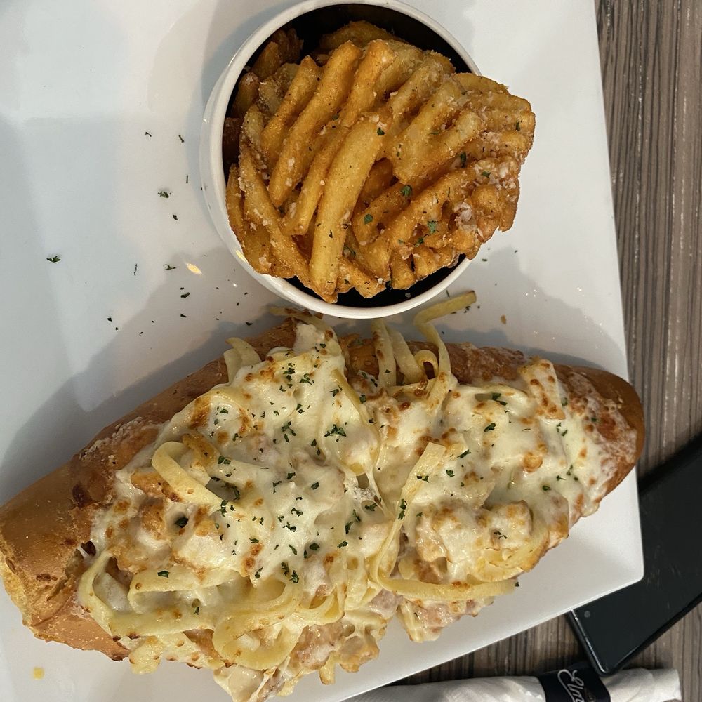 Elm Street Diner - Alfredo Supreme Sandwich - Diners Near Me - Stamford, Connecticut