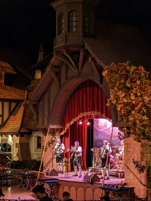 Biergarten Restaurant by null