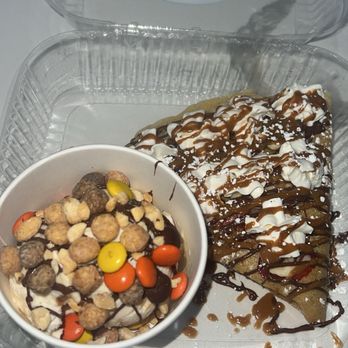 Get Stuffed - Yum peanut butter ice cream with crepes - Ice Cream & Frozen Yogurt Near Me - New York, New York