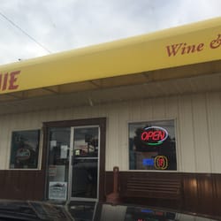 Hinie Wine & Spirits