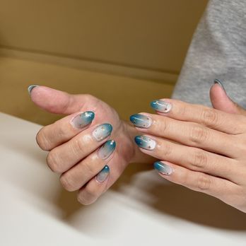 M-Studio Lounge - Hair Salons Near Me - Burnaby, British Columbia