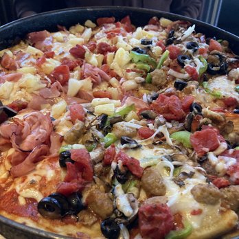 BJ's Restaurant & Brewhouse - BJs Bj's Favorite Deep Dish & Sweet Pig Deep Dish - New American Near Me - Oxnard, California