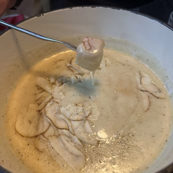 Stable DC - Belper Knolle Fondue for 2 - Modern European Near Me - Washington, DC, District of Columbia