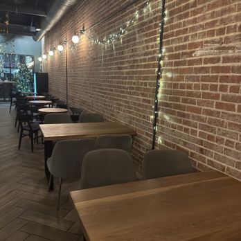Posting House - Beer Bar Near Me - Jacksonville, Florida Posting House - Beer Bar Near Me - Jacksonville, Florida