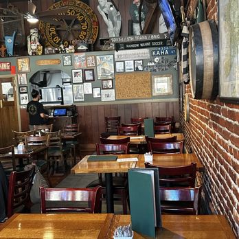 Black Shamrock Tavern - Irish Pub Near Me - Honolulu, Hawaii