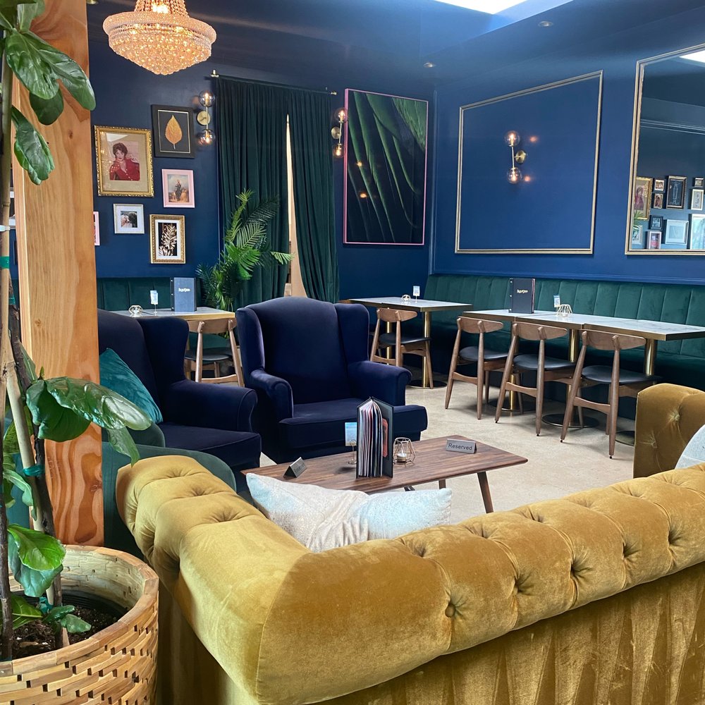 Rocks & Drams - Cocktail Bars Near Me - Ventura, California