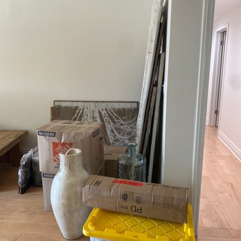 EZ Moving - Fragile stuff - Movers Near Me - San Diego, California EZ Moving - Fragile stuff - Movers Near Me - San Diego, California