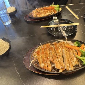 Rakisuta Modern Sushi - Teriyaki chicken, cooked perfectly. - Japanese Near Me - Rockledge, Florida Rakisuta Modern Sushi - Teriyaki chicken, cooked perfectly. - Japanese Near Me - Rockledge, Florida