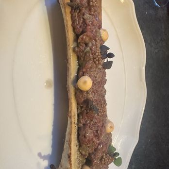 Sala de Corte - Bone marrow & carpaccio. Delish - Steakhouses Near Me - Lisbon, 11