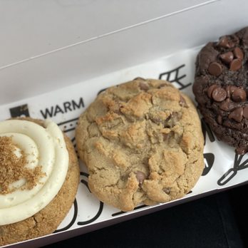 Crumbl - Amherst - NY cheesecake, chocolate chip, Dark Dream - Bakeries Near Me - Amherst, New York Crumbl - Amherst - NY cheesecake, chocolate chip, Dark Dream - Bakeries Near Me - Amherst, New York