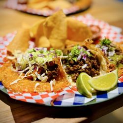 San Pedro Square Market - Carne asada tacos