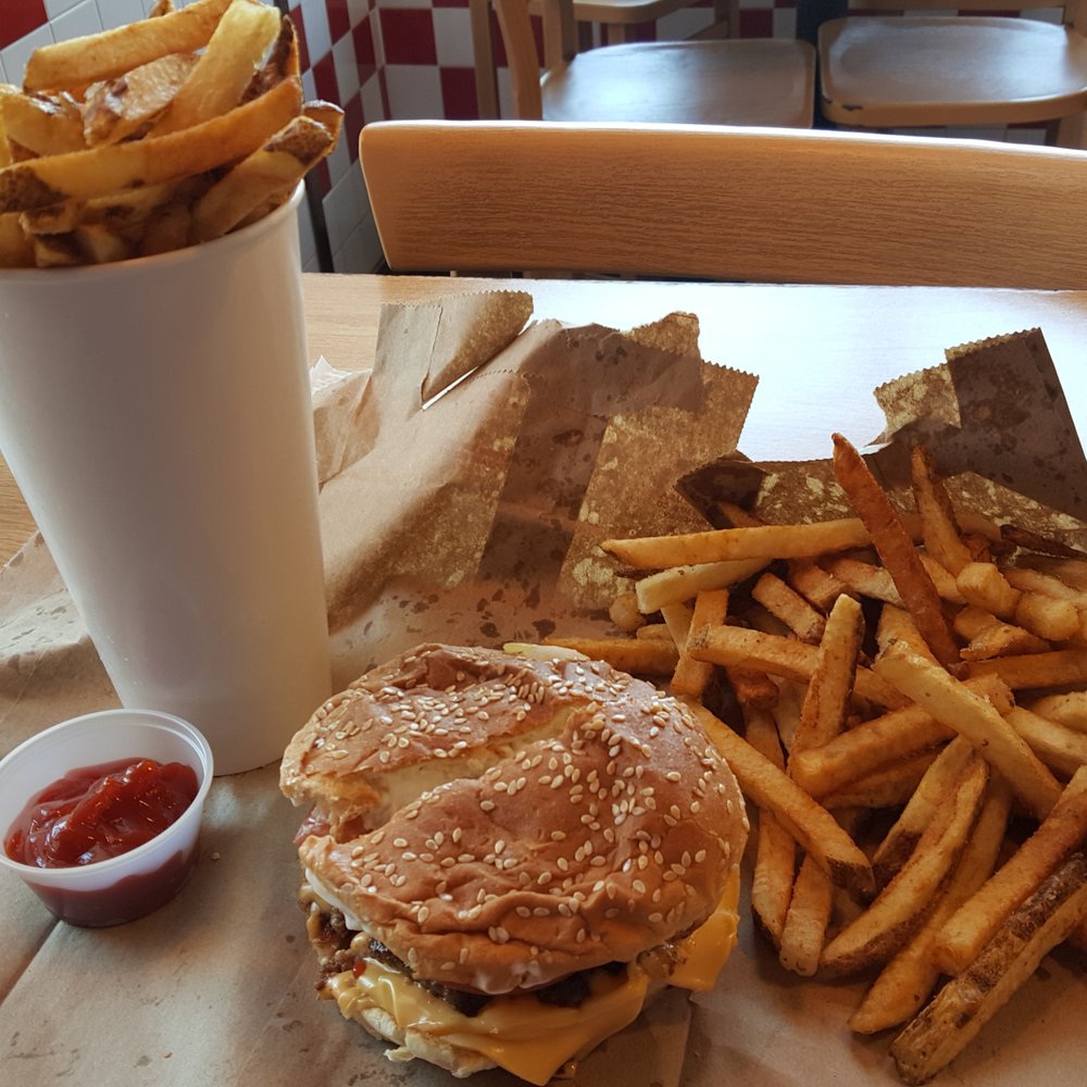 Five Guys - Lunch. Yummy - Burgers Near Me - Savannah, Georgia Five Guys - Lunch. Yummy - Burgers Near Me - Savannah, Georgia