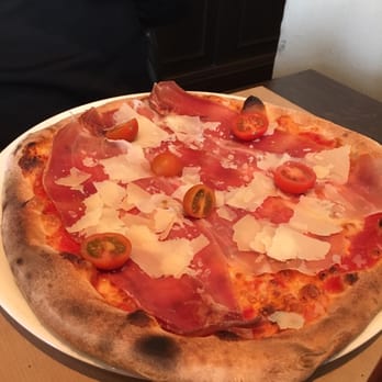 Salvarino - Pizza Rusticana - Pizza Near Me - Schaerbeek, BRU Salvarino - Pizza Rusticana - Pizza Near Me - Schaerbeek, BRU