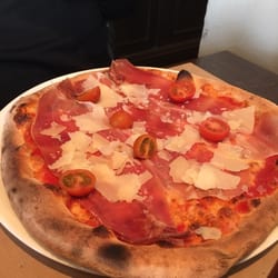 Salvarino - Pizza Rusticana
