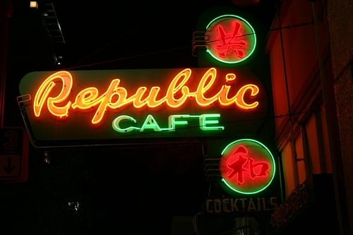 Republic Cafe and Ming Lounge by null