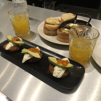 Black Walnut  - Baked Chèvre, Fried Green Tomatoes, It takes two to Mango cocktail - New American Near Me - Oklahoma City, Oklahoma
