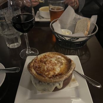 Creekview Restaurant - Wine Bars Near Me - Williamsville, New York