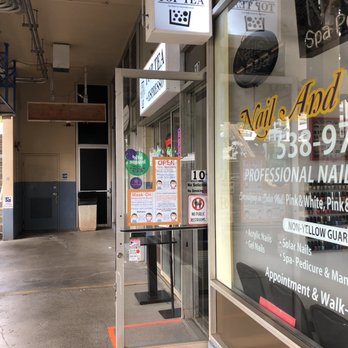 Top Tea + Espresso - Front of the store - Bubble Tea Near Me - Honolulu, Hawaii Top Tea + Espresso - Front of the store - Bubble Tea Near Me - Honolulu, Hawaii
