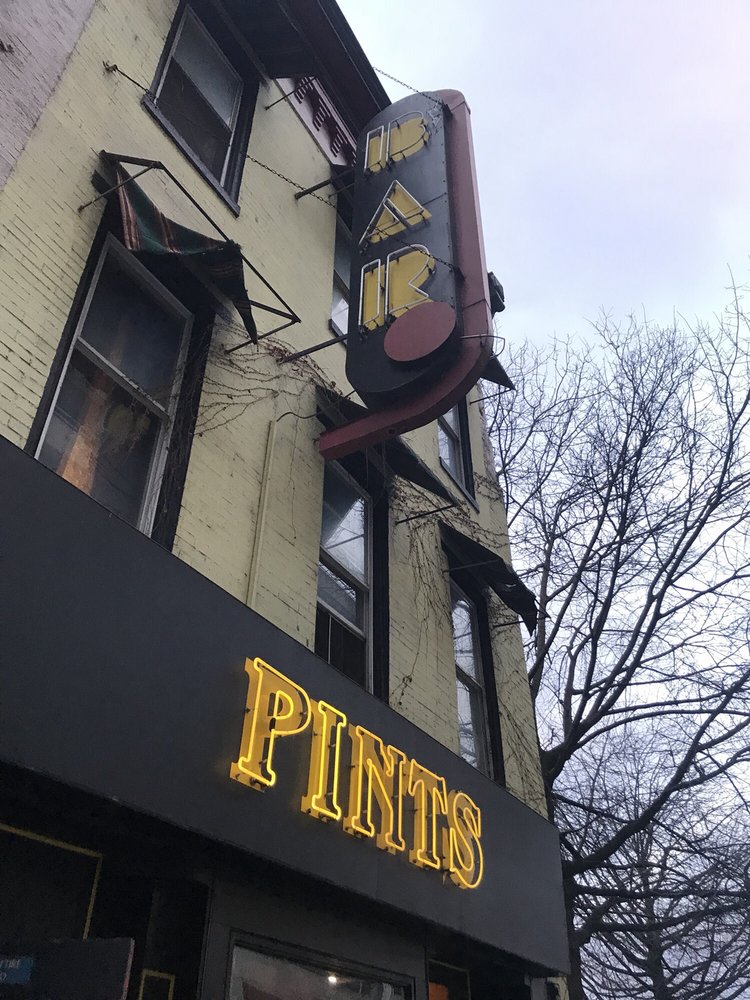 PINTS BAR & GRILL CLOSED 38 Photos & 19 Reviews 25 S 4th St