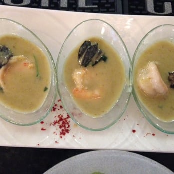 Thithi's Restaurant - Cargot Duo (shrimp & escargot in a delicious broth. Comes w/bread. I broke mine up in tiny bits and let it soak in the sauce before eating! - Thai Near Me - Evergreen Park, Illinois