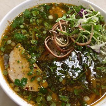 Da Lat Quan - Bun Bo Da Lat similar to Bun Bo Hue  tasty broth with good ( taste like house made )  meat ball and tender meat - Vietnamese Near Me - Seattle, Washington