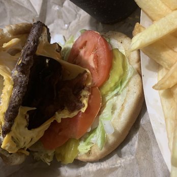 Theo's Drive-In - Yum - Fast Food Near Me - Grand Prairie, Texas