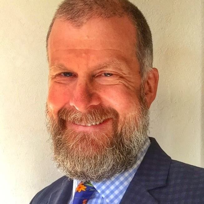 TOM ETGES, MD Updated September 2024 400 E 2nd Ave, Eugene, Oregon