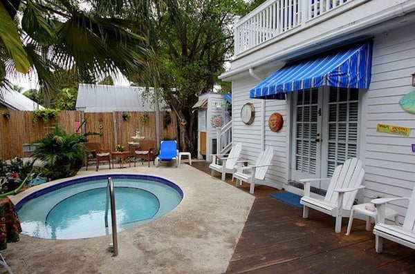Seascape Tropical Inn by null