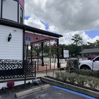 1890 Tea House - Tea Rooms Near Me - Ocala, Florida
