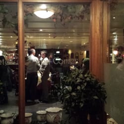 Don Comer - Restaurant from the outside