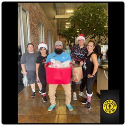 Gold's Gym - San Antonio Bandera Trails - Food Drive