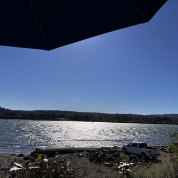 McMenamins Kalama Harbor Lodge - View of the Columbia River - Hotels Near Me - Kalama, Washington McMenamins Kalama Harbor Lodge - View of the Columbia River - Hotels Near Me - Kalama, Washington