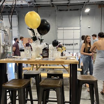 Red Horn Brewery and Roastery - Brewpubs Near Me - Leander, Texas Red Horn Brewery and Roastery - Brewpubs Near Me - Leander, Texas