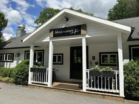 Mountainside Cafe by null